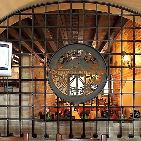 Tabina Hotel